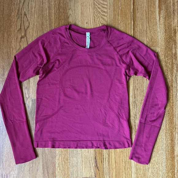 lululemon Swiftly Tech Long-Sleeve Shirt 2.0 Waist Length, Red Berry, Size 8 - Picture 1 of 5